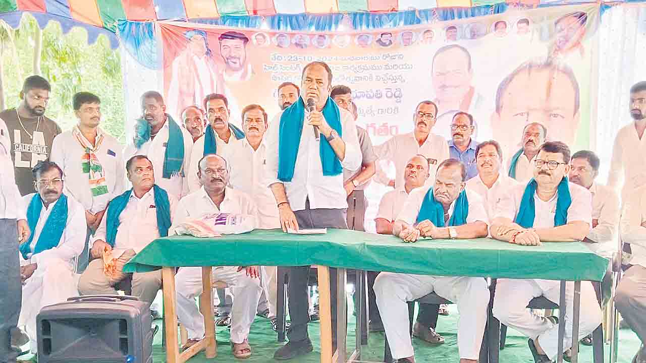 పింఛన్లు ఏమైనయ్‌ సారు?