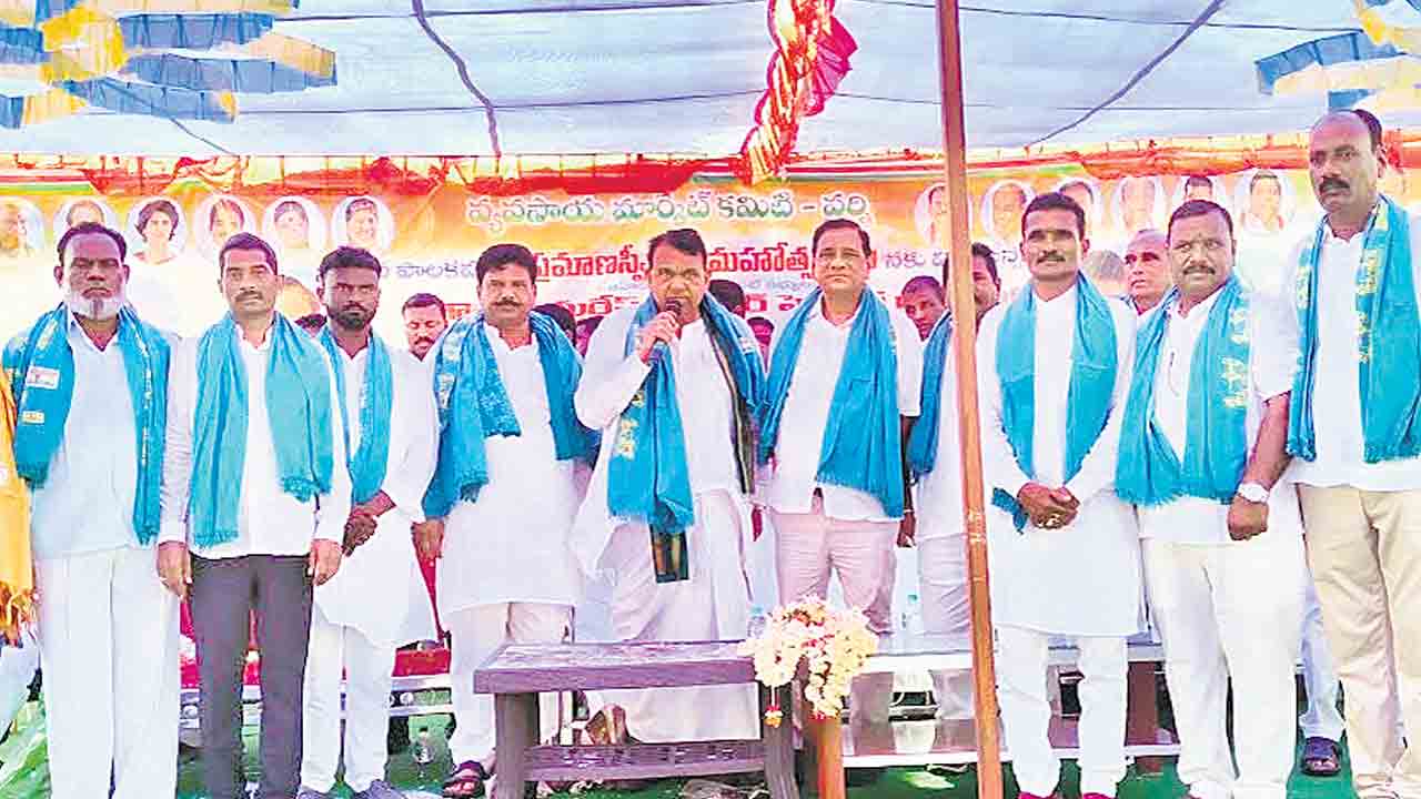 ఎవరిని ఏడ పెట్టాలో బాగా తెలుసు