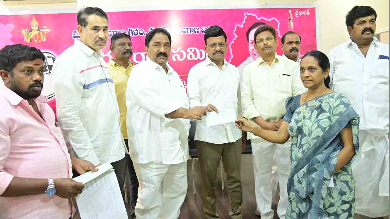కేసీఆర్‌ పాలనలో ప్రతి పేదోడికి సాయం