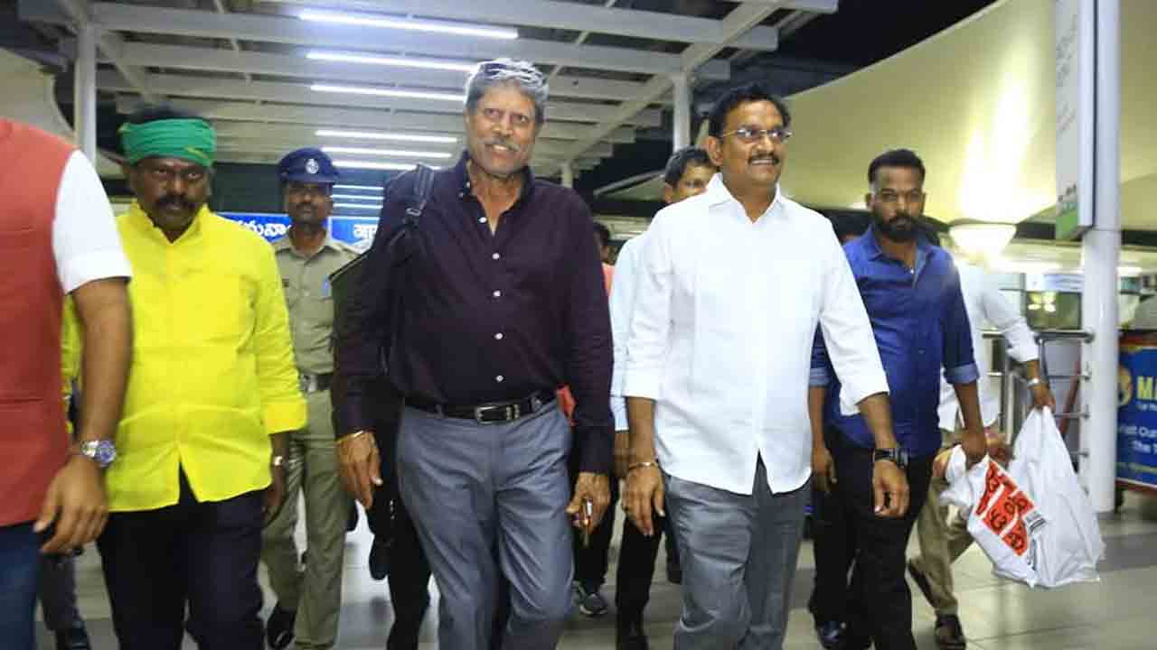Kapildev | ఉండవల్లిలో ఏపీ సీఎం చంద్రబాబును కలిసిన మాజీ క్రికెటర్‌ కపిల్‌దేవ్‌