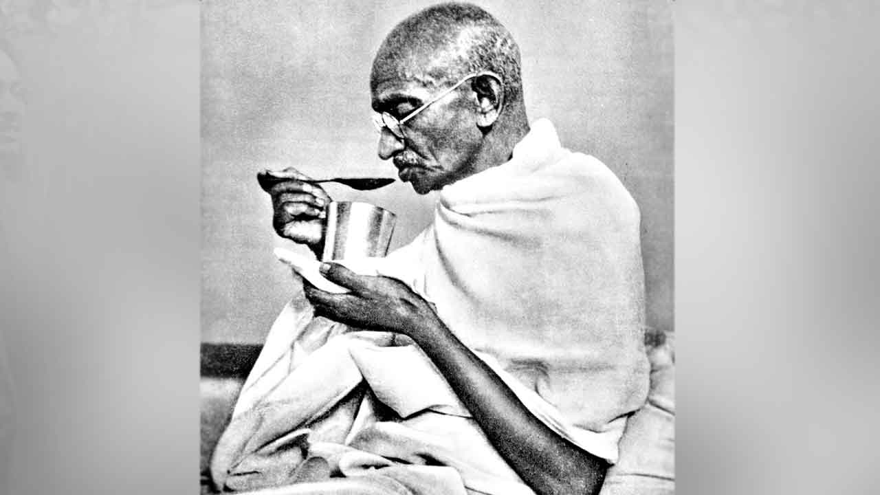 Gandhi Jayanti | గాంధీజీ ఆరోగ్యం వెనుక సీక్రెట్‌ ఇదే.. ఈ డైట్‌ ప్లాన్‌ మీరు ట్రై చేస్తారా!