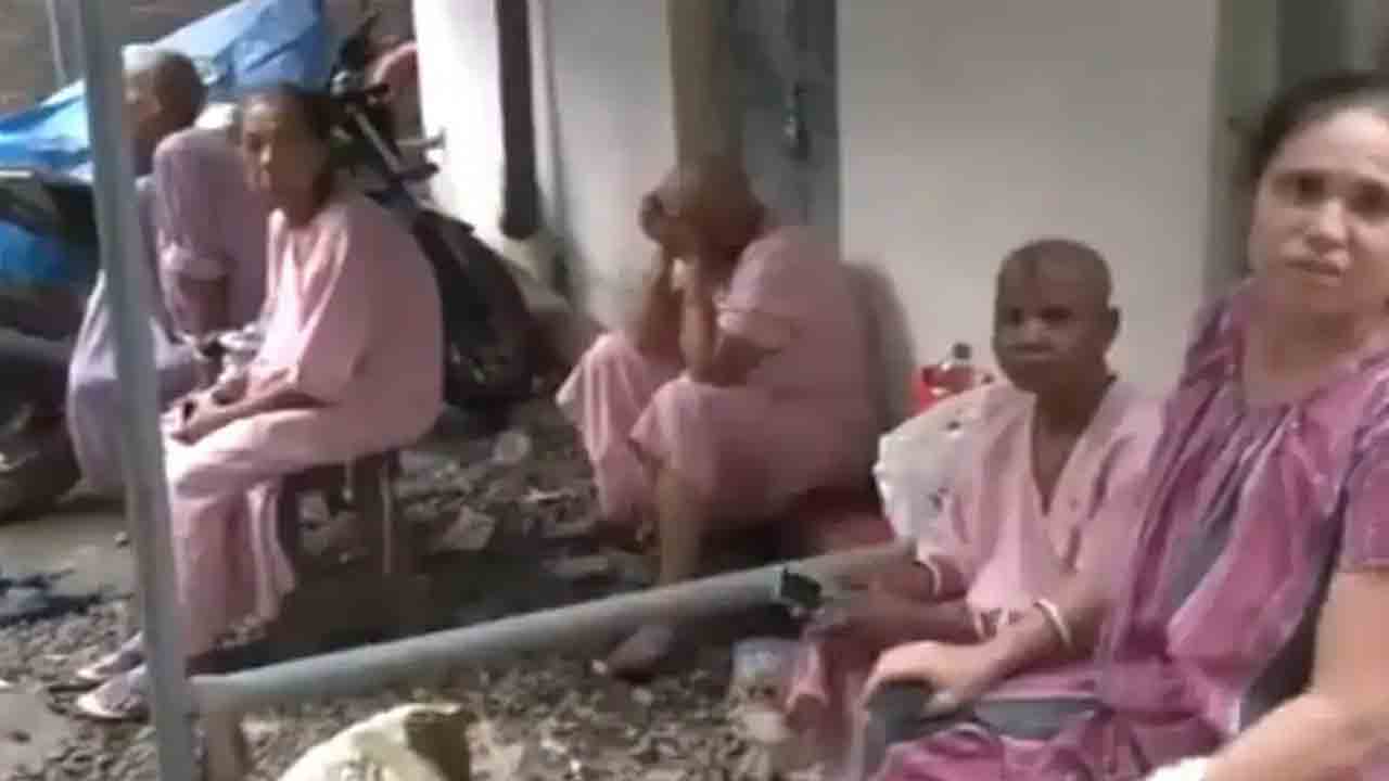 Massive Fire | కోల్‌కతా ఆసుపత్రిలో అగ్నిప్రమాదం.. ఐసీయూలో రోగి మృతి