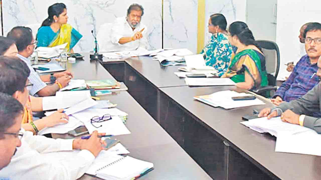 ప్రతి గింజనూ కొనుగోలు చేస్తాం