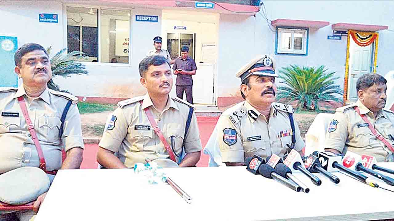 శాంతిభద్రతలకు విఘాతం కల్గిస్తే కఠిన చర్యలు