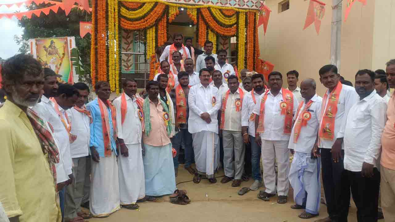 అసమానతలులేని సమాజాన్ని నిర్మించాలి