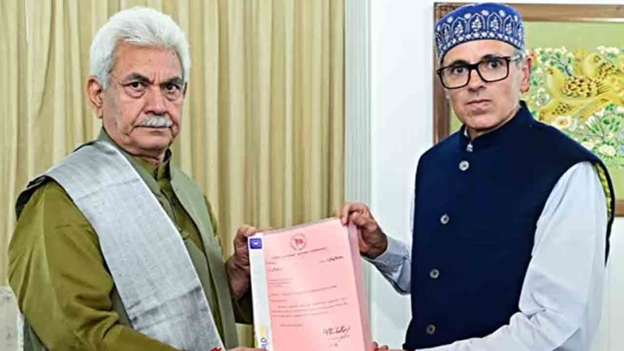Omar Abdullah | ప్రభుత్వ ఏర్పాటుకు ఎల్జీ ఆహ్వానం.. రేపు జమ్ము కశ్మీర్‌ సీఎంగా ఒమర్‌ అబ్దుల్లా ప్రమాణస్వీకారం