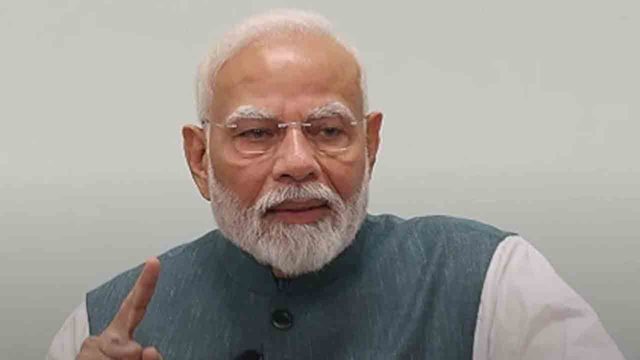 PM Narendra Modi | కాంగ్రెస్ ఆర్జేడీలు గిరిజన వ్యతిరేకులు.. జార్ఖండ్ ఎన్నికల సభలో ప్రధాని మోదీ నిప్పులు..!