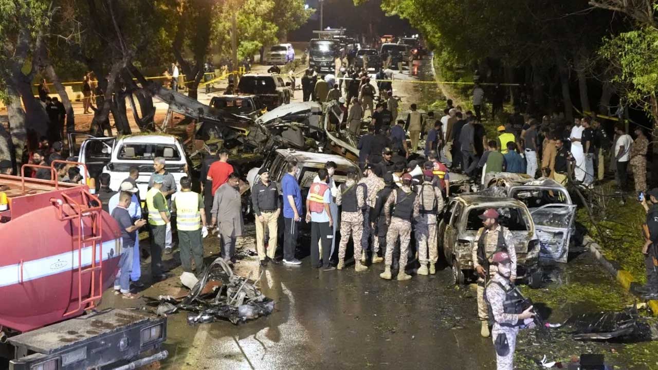 Terror Attack | కరాచీ విమానాశ్రయం వద్ద భారీ పేలుడు.. చైనీయులే లక్ష్యంగా దాడి