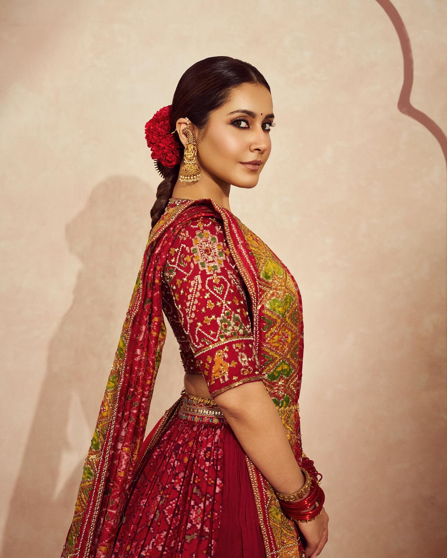 Raashii Khanna (1)