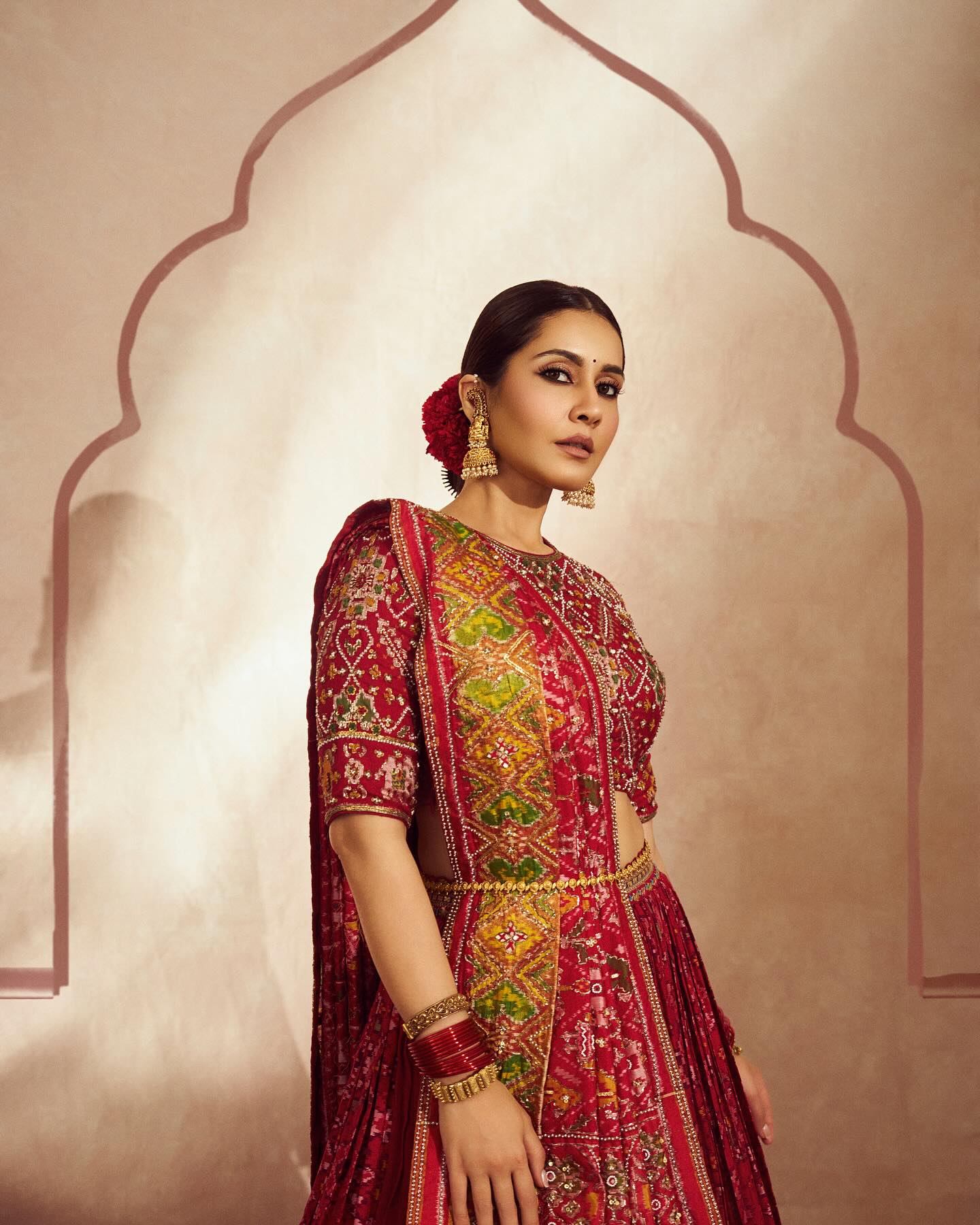 Raashii Khanna (21)