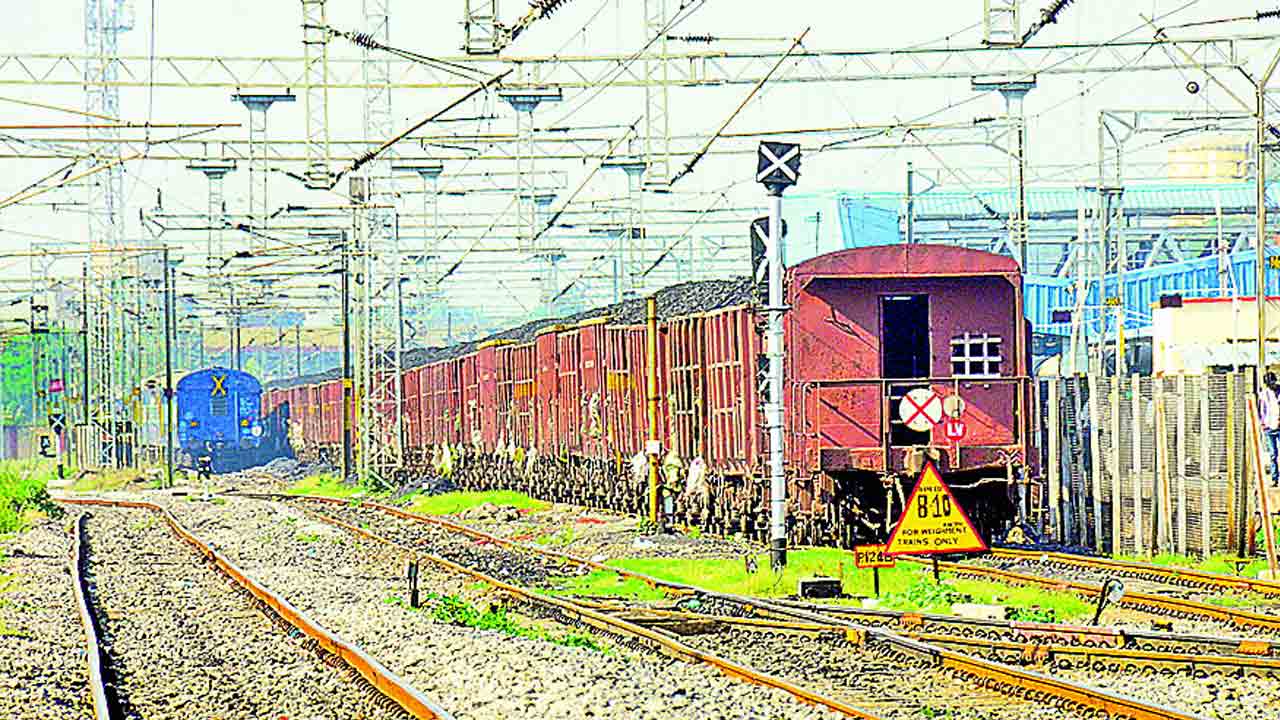 కోల్‌ కారిడార్‌పై నీలినీడలు