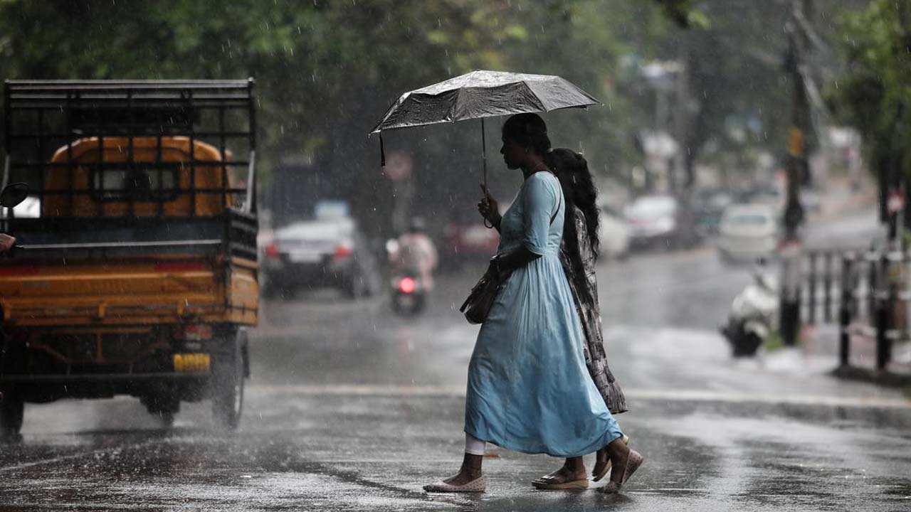TG Rains | ఉపరితల ద్రోణి ప్రభావం.. మరో మూడురోజులు వానలే..!