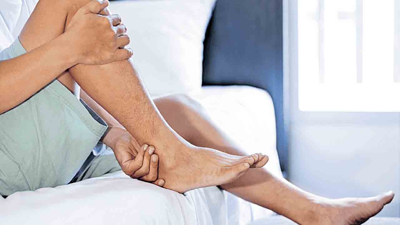 కాళ్లలో అసౌకర్యం.. ఆర్‌ఎల్‌ఎస్‌