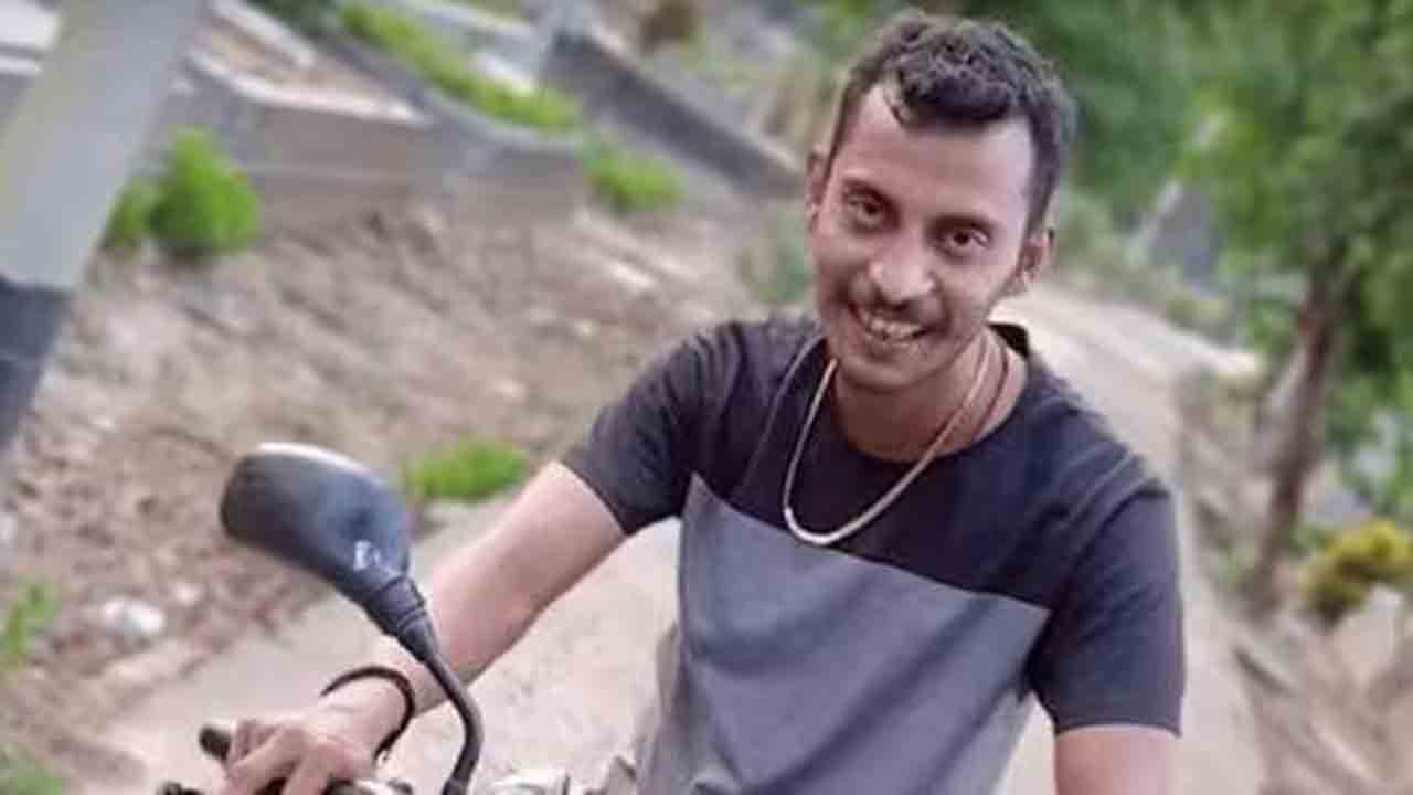 కోల్‌కతా వైద్యురాలిపై సంజయ్‌రాయ్‌ హత్యాచారం