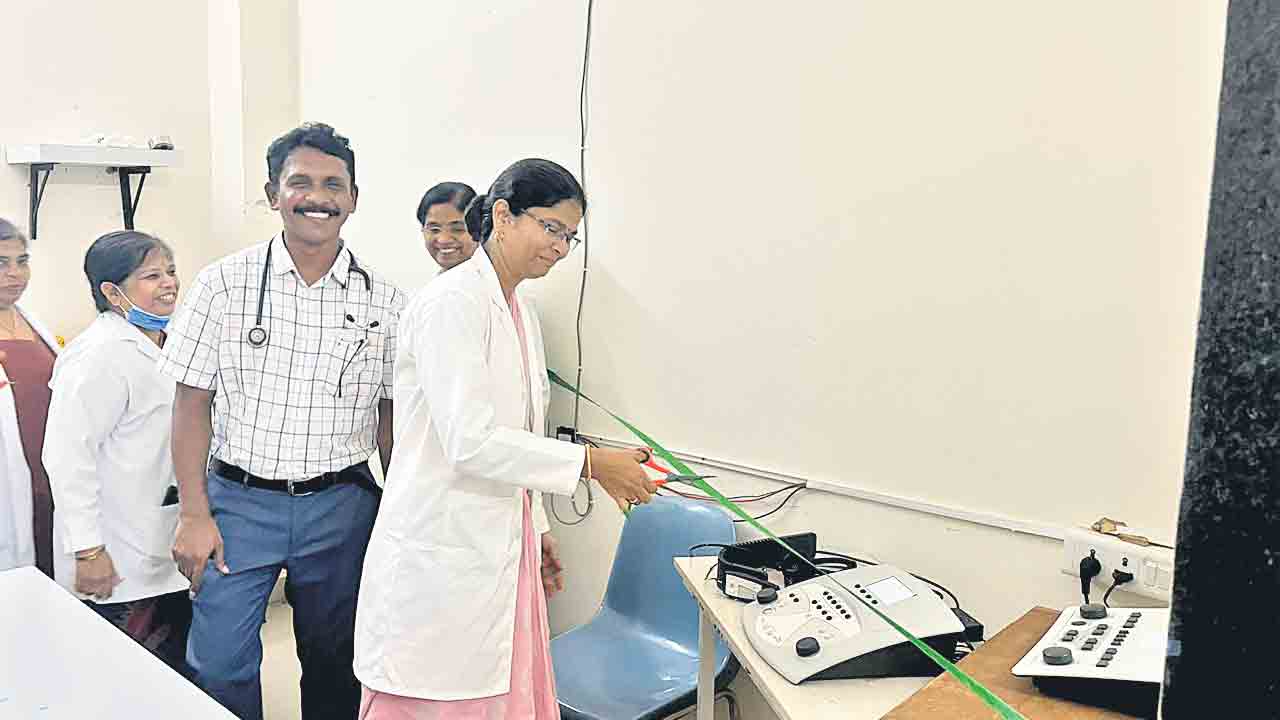 వినికిడి లోపాన్ని గుర్తించే పరికరాలు ప్రారంభం