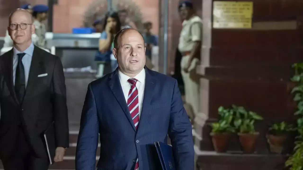 MEA | భారత్‌లోని కెనడా దౌత్యవేత్తకు విదేశాంగ సమన్లు..