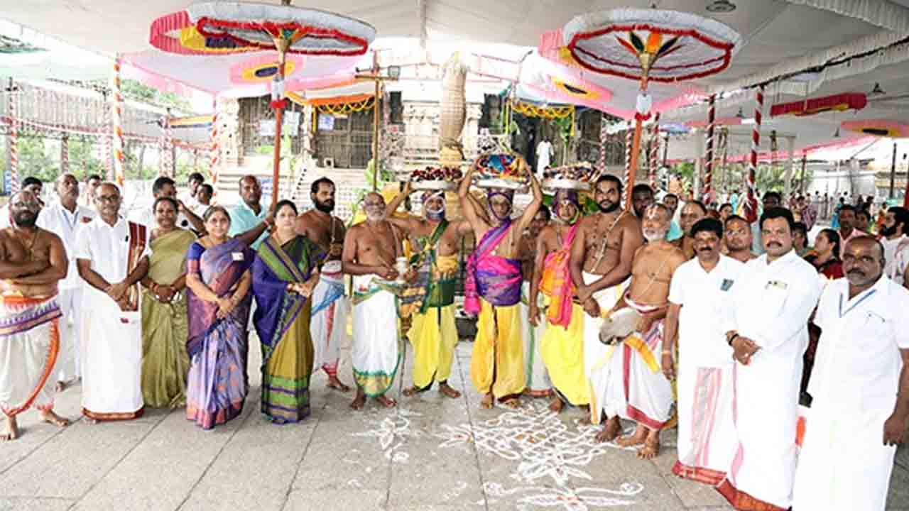 Tirupati | తిరుపతిలో వైభవంగా కొనసాగుతున్న పవిత్రోత్సవాలు