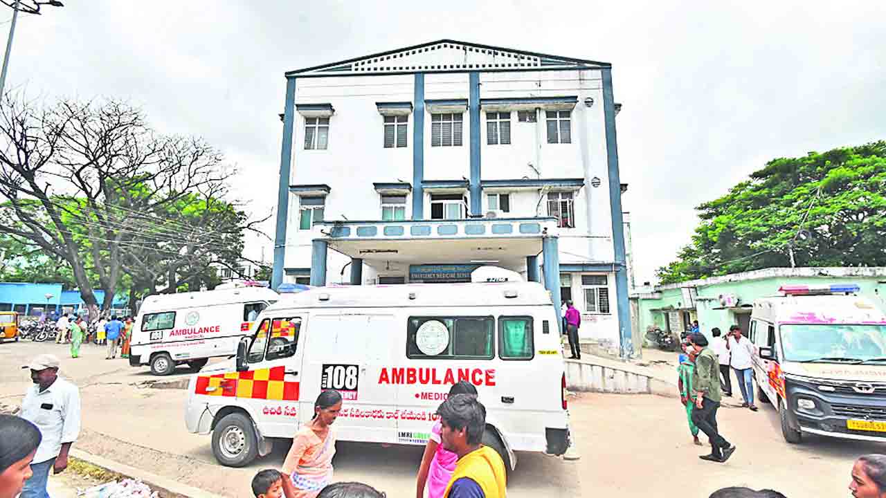 పెద్దాస్పత్రికి సమస్యల జబ్బు