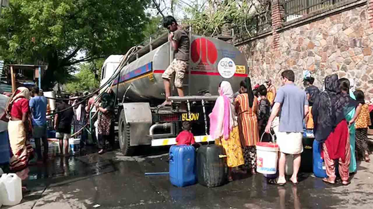 Water Shortage | కాలుష్య కోరల్లో యమునా నది.. ఢిల్లీలో నీటి కొరత