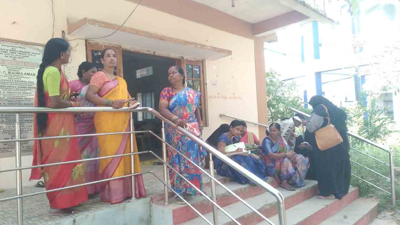 బ్యాంక్‌ అధికారులే.. సూత్రదారులు?