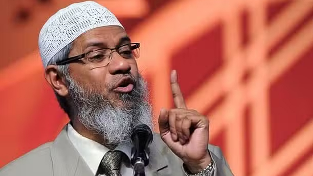 Zakir Naik | పెళ్లికాని ప్రతి మహిళ పబ్లిక్ సొత్తు.. ఇస్లాం మత బోధకుడి సంచలన కామెంట్స్‌
