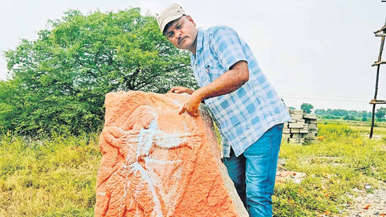 వెల్మజాలలో ‘ఎక్కటి శిల్పం’