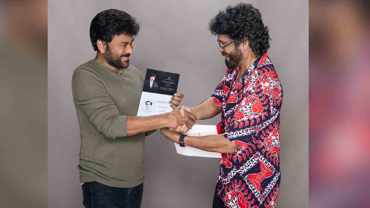 ANR Awards | ఏఎన్ఆర్ అవార్డ్స్.. మెగాస్టార్‌ని క‌లిసిన బిగ్ బాస్