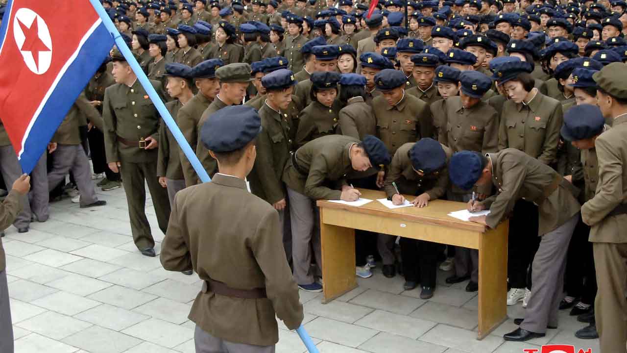 ఉత్తర కొరియా ఆర్మీలో వారంలో 14 లక్షల మంది చేరిక