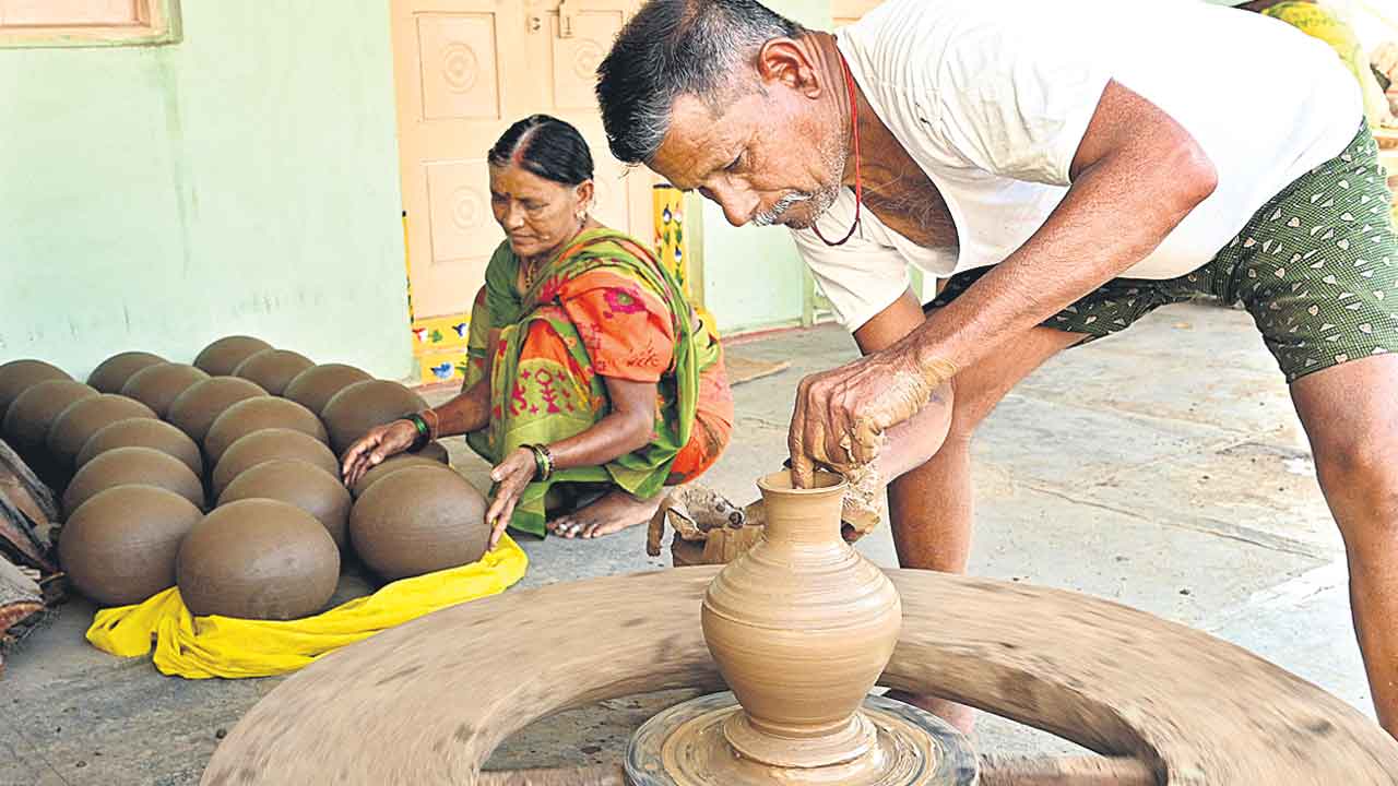 BC Reservations | ప్రత్యేక డెడికేటెడ్‌ కమిషన్‌ కావాలె