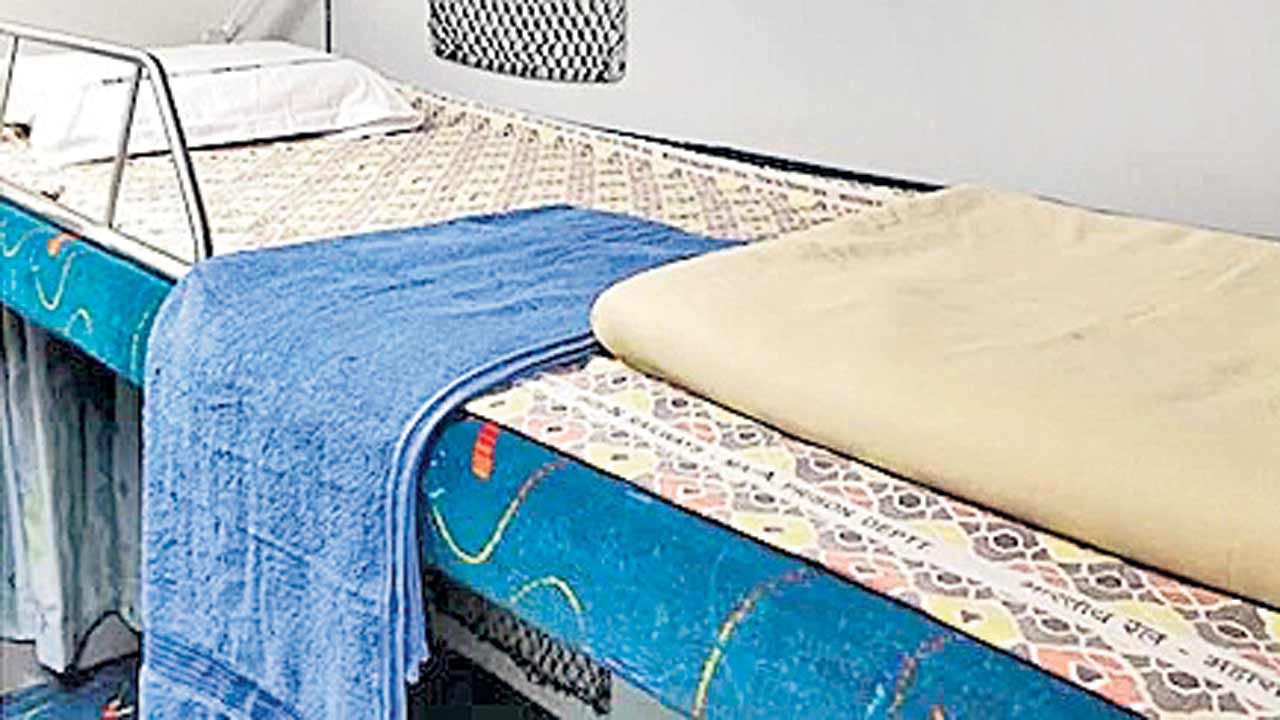 Indian Railway | రైల్వే ప్రయాణికులకు షాకింగ్‌ న్యూస్‌.. ఆ దుప్పట్లు నెలకోసారే ఉతుకుతారట!