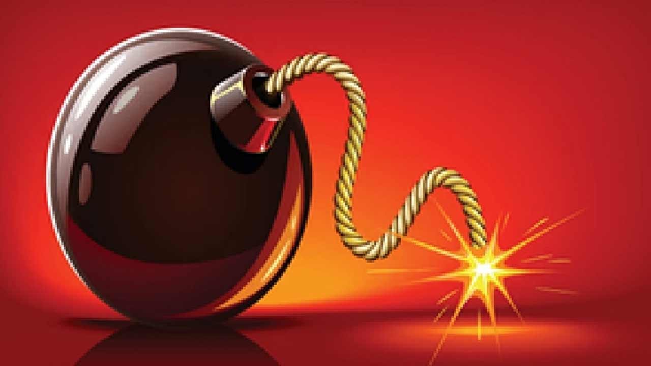 Bomb Threat | హోటళ్లకు బాంబు బెదిరింపులు