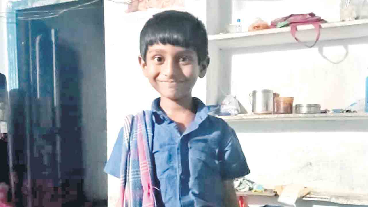 బడి ఉన్నా.. బతుకుదువు బిడ్డా