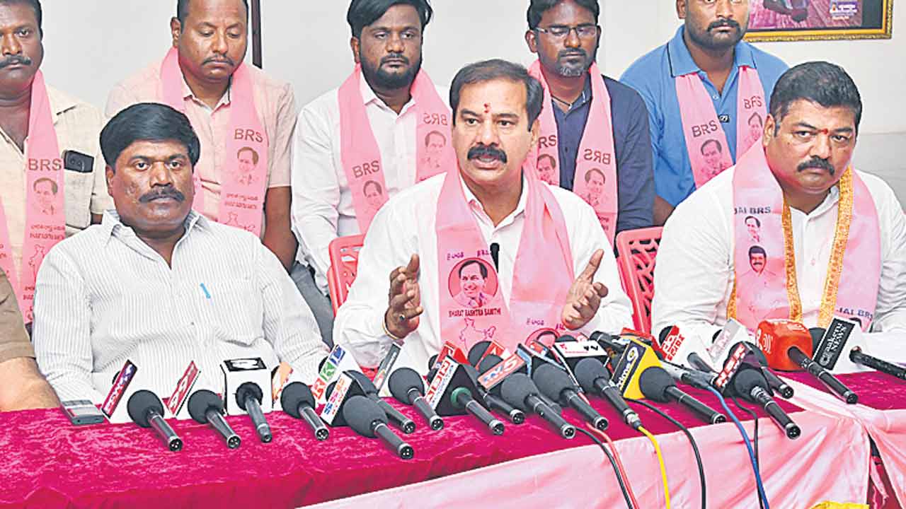 కొండా సురేఖది నీచ రాజకీయం