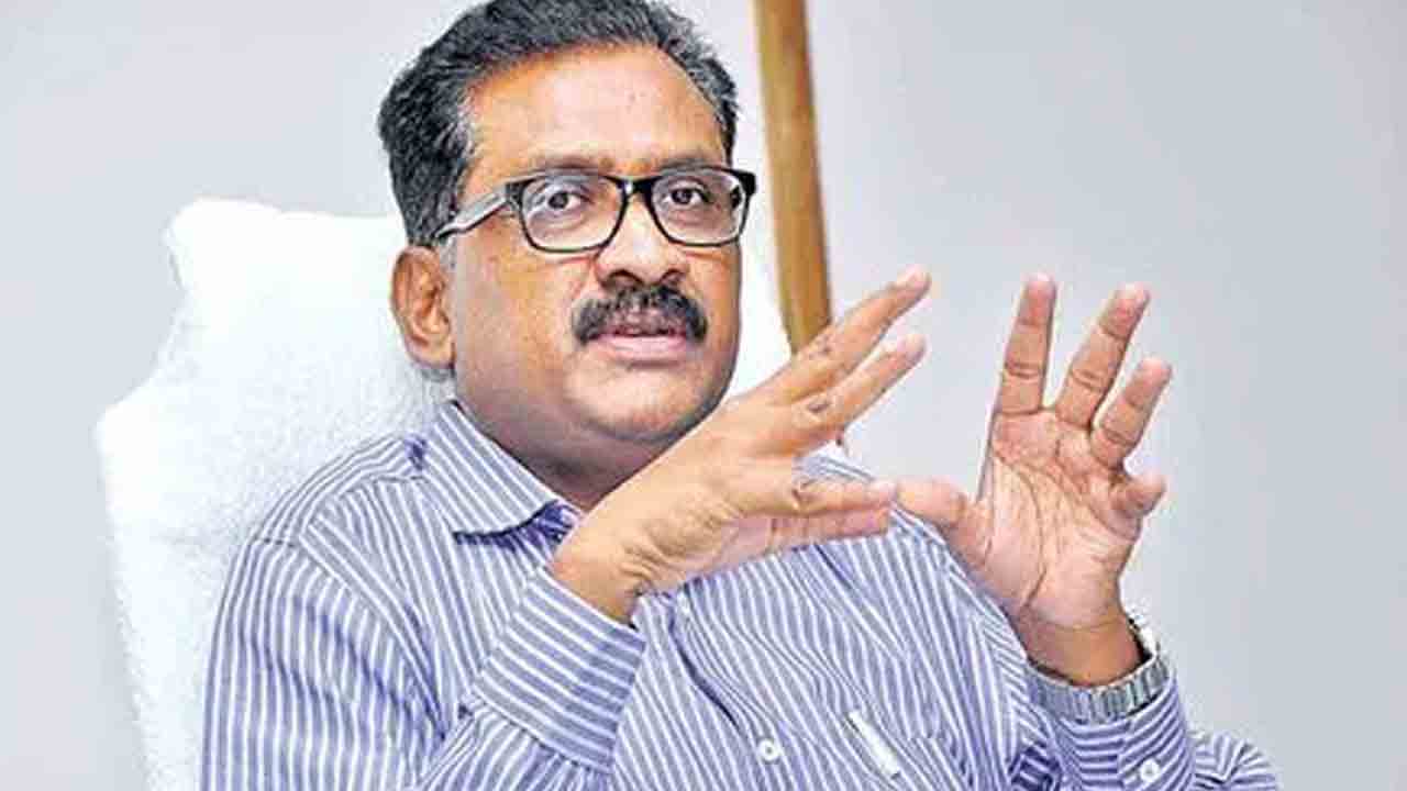 Ghanta Chakrapani | ఆ సంగ‌తి మీకెవ‌రు చెప్పారు సురేఖ గారూ..? సూటిగా ప్ర‌శ్నించిన ఘంటా చ‌క్ర‌పాణి