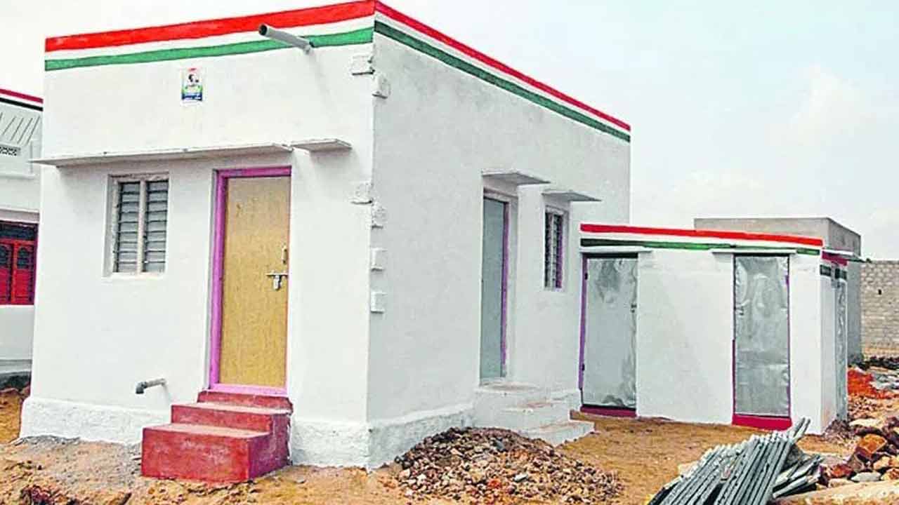 కాంగ్రెసోళ్ల ఇందిరమ్మ కమిటీలు