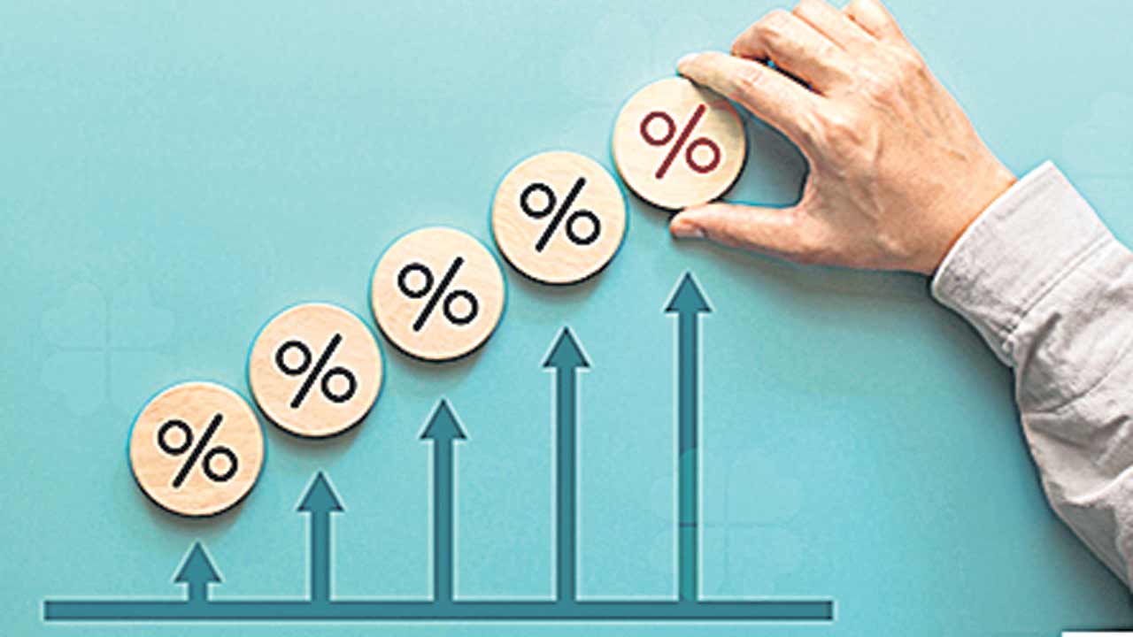 Interest Rate | స్మాల్‌ ఫైనాన్స్‌ బ్యాంకుల్లో ఎఫ్‌డీలు అదుర్స్‌