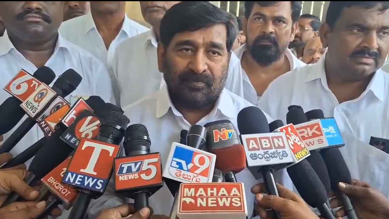 Jagadish Reddy | మనుషులను మాయం చేసే హీన చరిత్ర మీది : జగదీష్ రెడ్డి