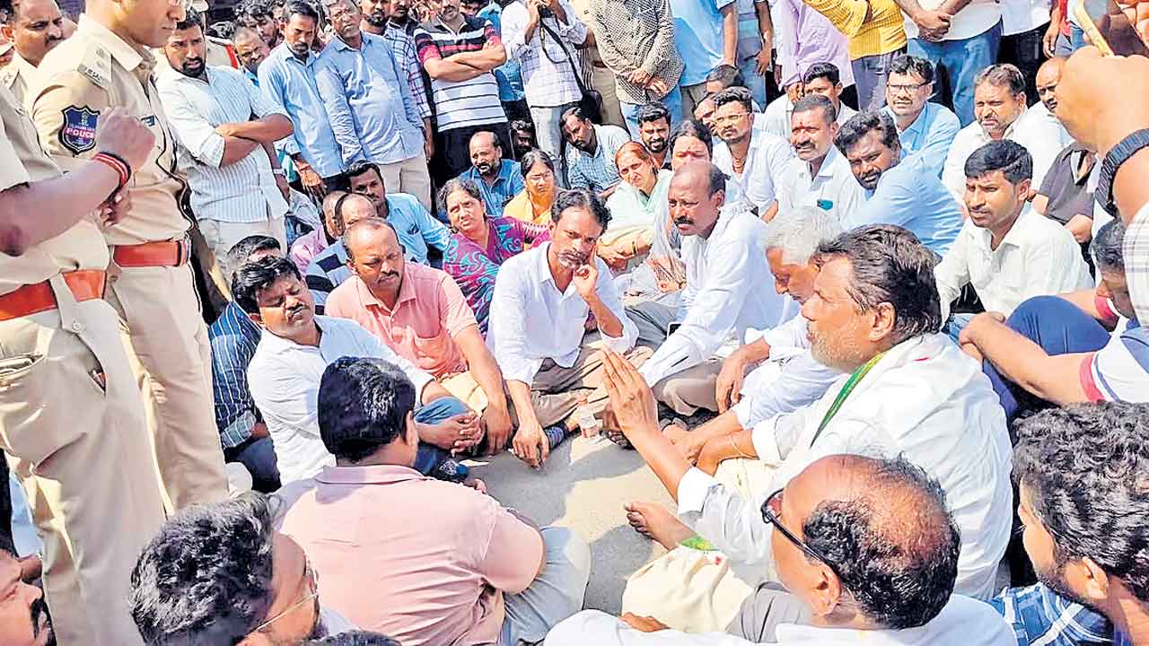Congress | కాంగ్రెస్‌ వైఫల్యాలే పొరుగున ప్రచారాస్ర్తాలు