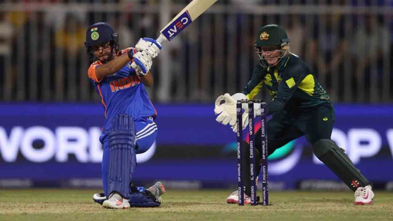 INDW vs AUSW | హ‌ర్మ‌న్‌ప్రీత్ శ్ర‌మంతా వృథా.. ఉత్కంఠ పోరులో ఓడిన భార‌త్