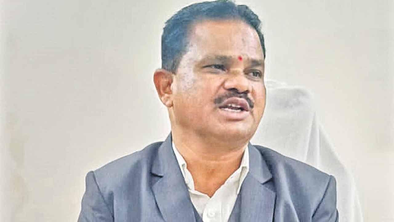 మంథని ఆర్డీవో సరెండర్‌