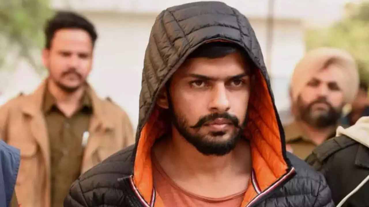 Lawrence Bishnoi | బిష్ణోయ్‌ గ్యాంగ్‌లో 700 మంది షూటర్లు.. జైల్లో ఉన్నా టార్గెట్లు పూర్తిచేస్తున్న లారెన్స్‌