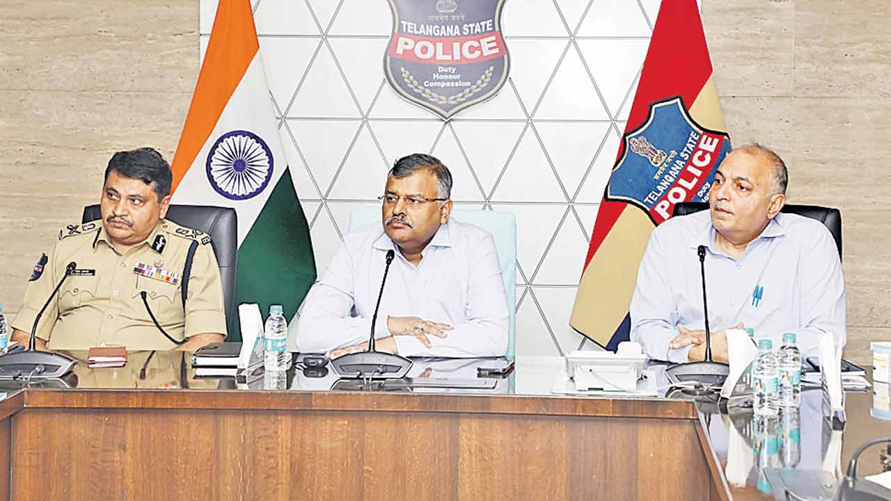 డ్రగ్స్‌పై కఠినంగా వ్యవహరించాలి