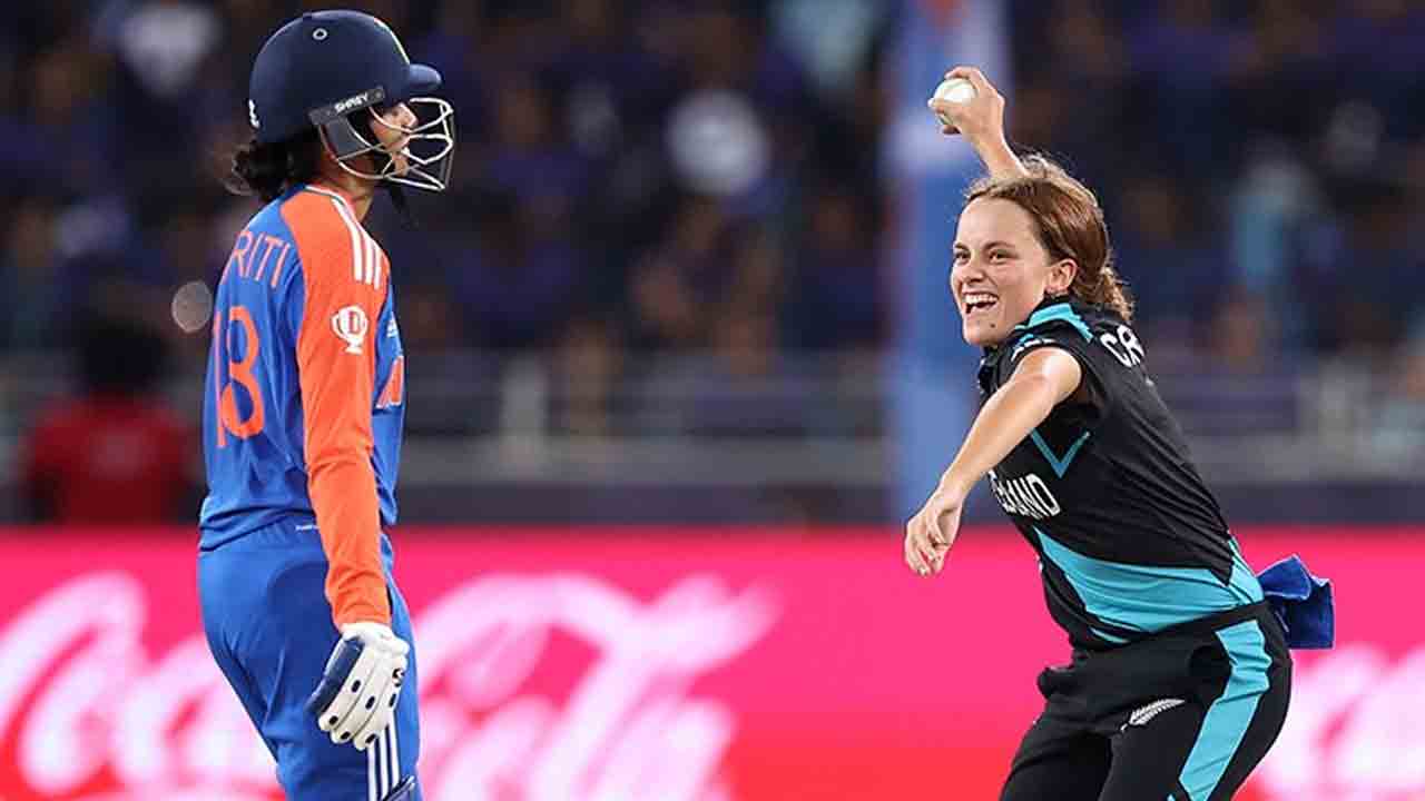 INDW vs NZW | ప‌వ‌ర్ ప్లేలో కీల‌క వికెట్లు.. క‌ష్టాల్లో భార‌త్