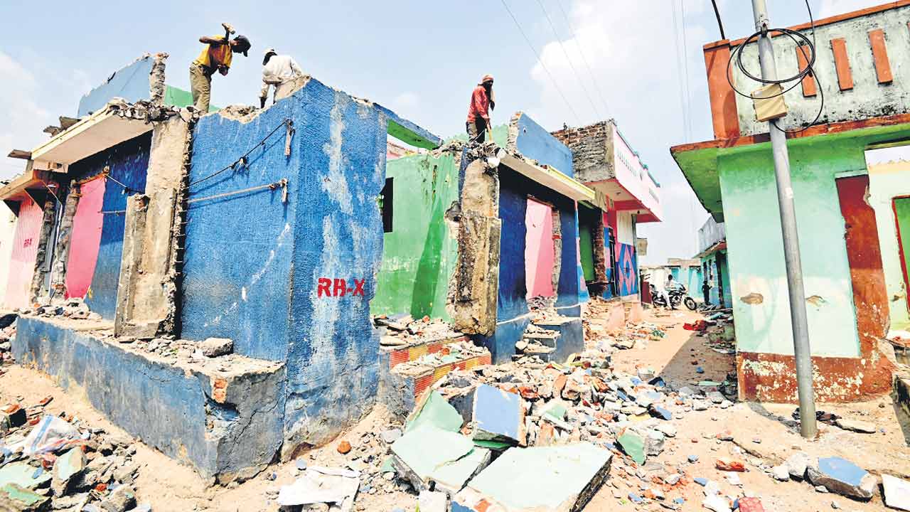 Musi Victims | మీరైనా న్యాయం చేయండి.. ఎస్సీ కమిషన్‌ను ఆశ్రయించిన మూసీ బాధితులు