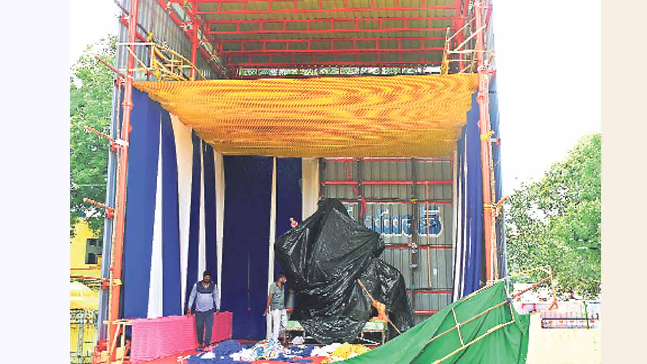 రేపటి నుంచి దేవీశరన్నవరాత్రి ఉత్సవాలు