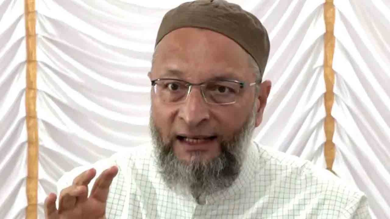 Asaduddin Owaisi | ప్రొఫెస‌ర్ సాయిబాబా, ఎన్సీపీ నేత సిద్ధిఖీ మృతిప‌ట్ల అస‌దుద్దీన్ ఒవైసీ సంతాపం