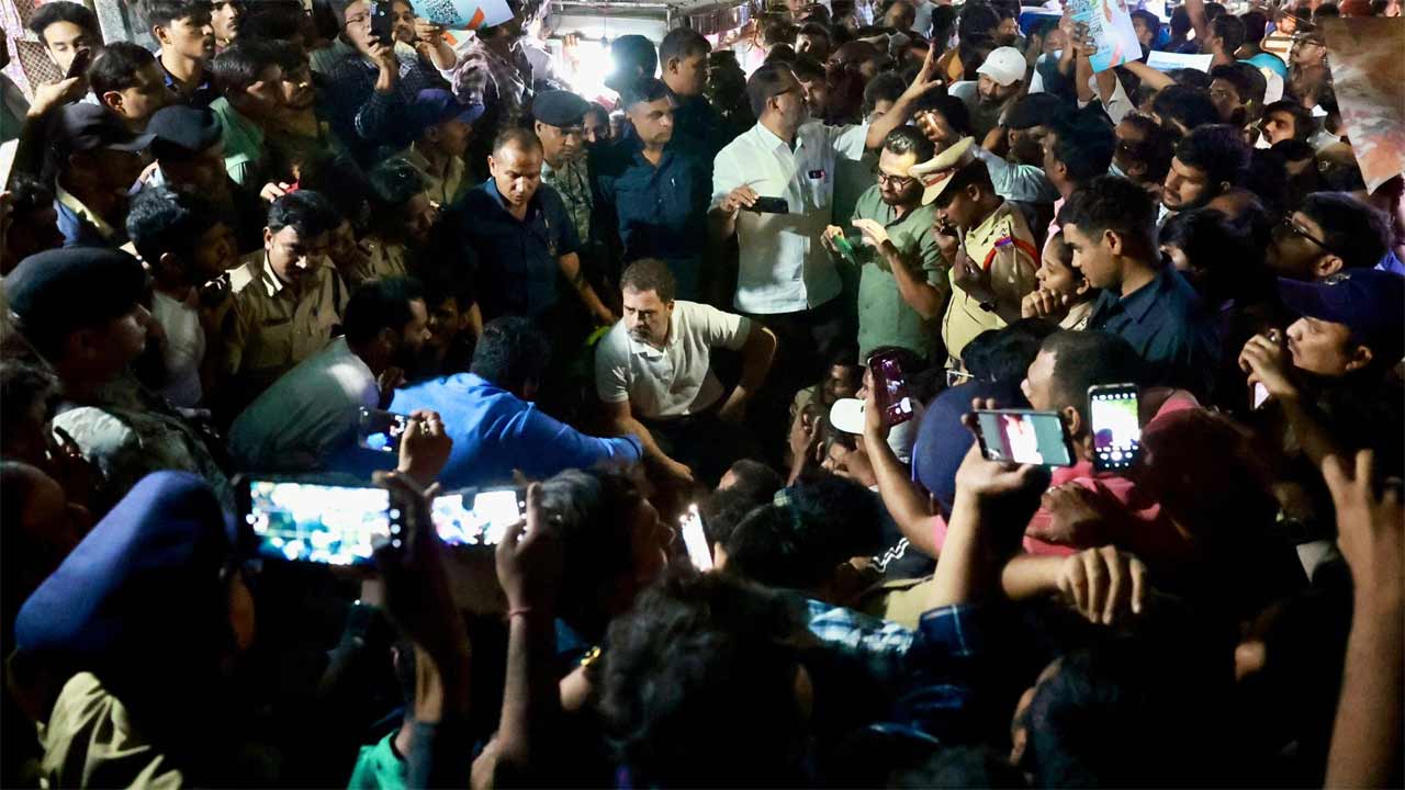 KTR | రాహుల్‌జీ.. మీకోసం అశోక్‌నగర్‌లో యూత్‌ ఎదురుచూస్తున్నారు.. కేటీఆర్‌ సెటైర్లు