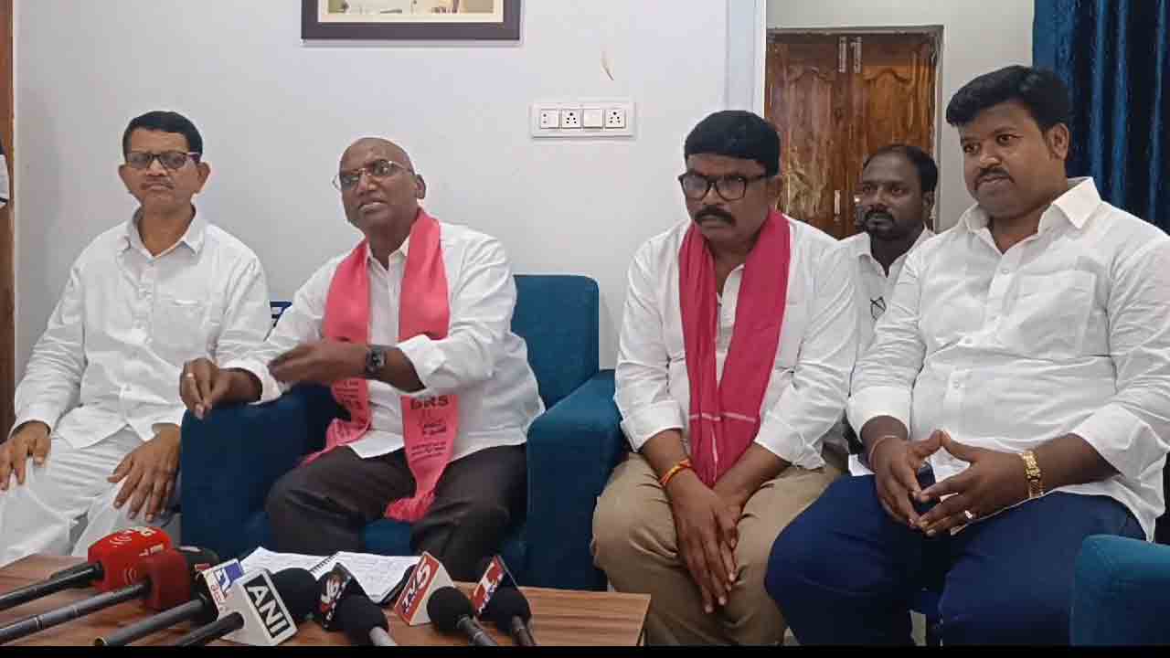 RS Praveen Kumar | గురుకులాలు ఆది నుంచి స‌మీకృత‌మే.. ఆ విష‌యం రేవంత్ రెడ్డికి తెలియ‌క‌పోవ‌డం బాధాక‌రం : ఆర్ఎస్ ప్ర‌వీణ్ కుమార్