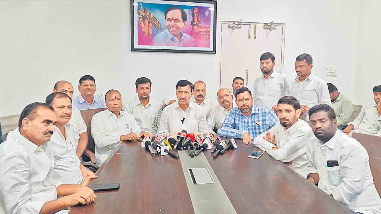 రాజకీయ లబ్ధి కోసమే డ్రామాలు