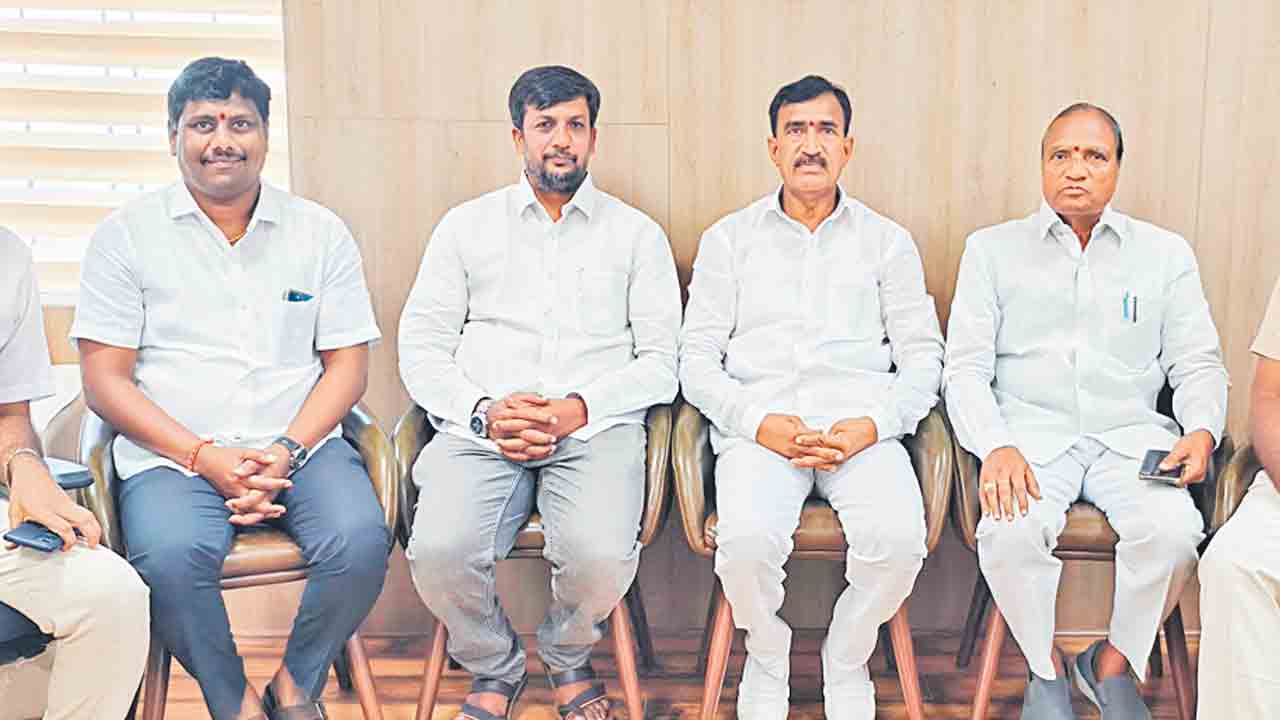 ప్రజాక్షేత్రంలో ఆలోచించి మాట్లాడాలే..